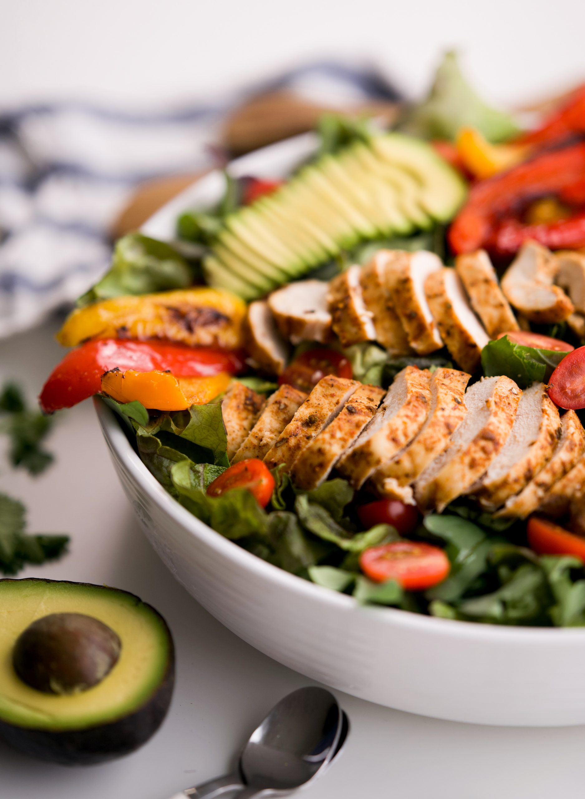 Chicken Fajita Salad With Avocado Cream Dressing Fullheart Nutrition