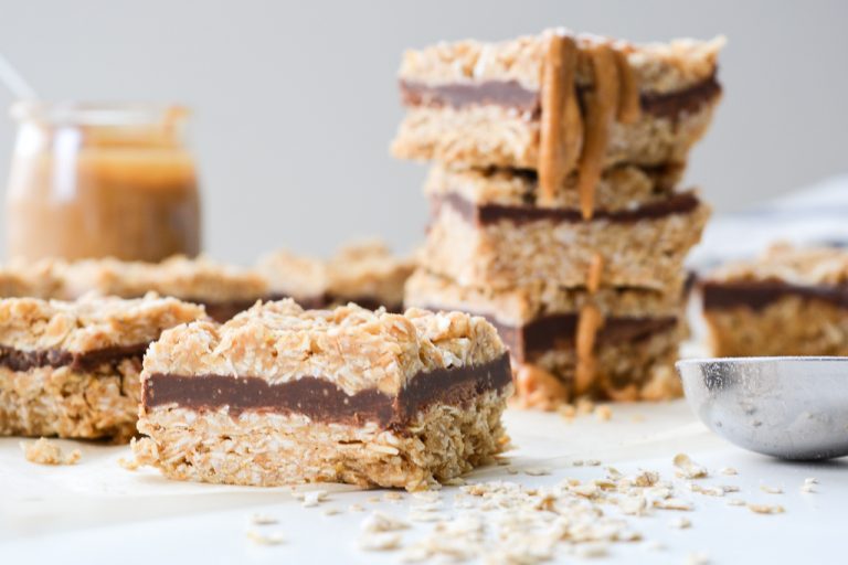 Chocolate Peanut Butter Oat Bars | No-Bake | Vegan – Fullheart Nutrition