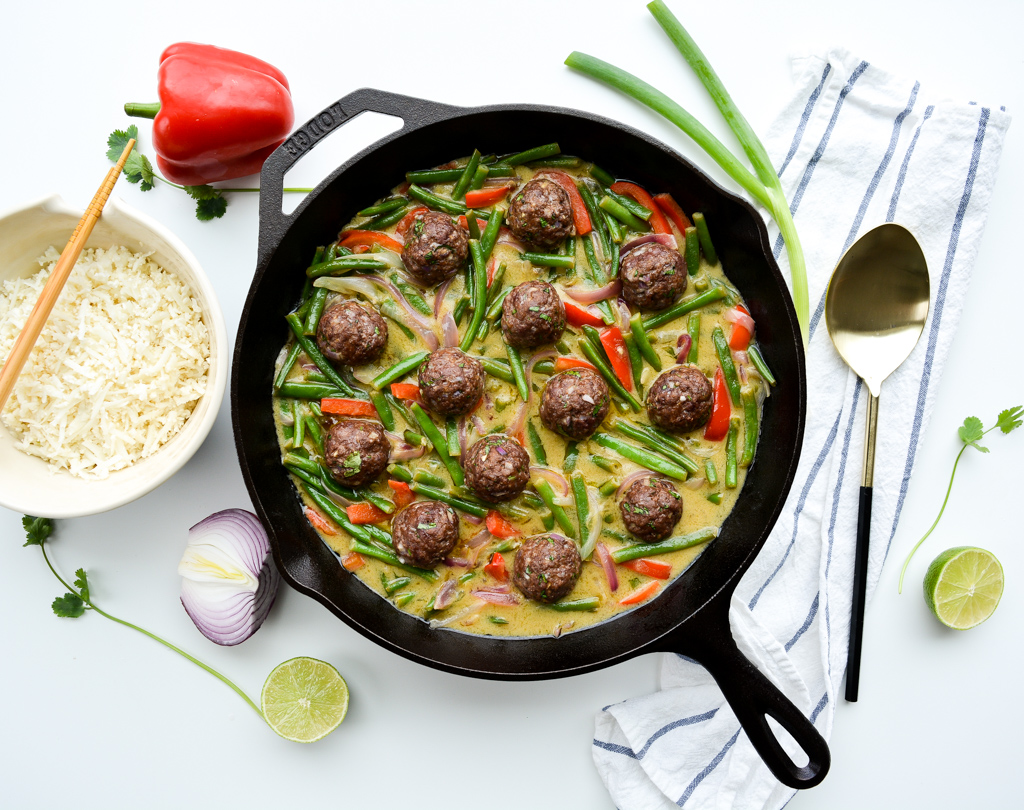 Green Coconut Curry With Asian Meatballs | Paleo | Low-Carb