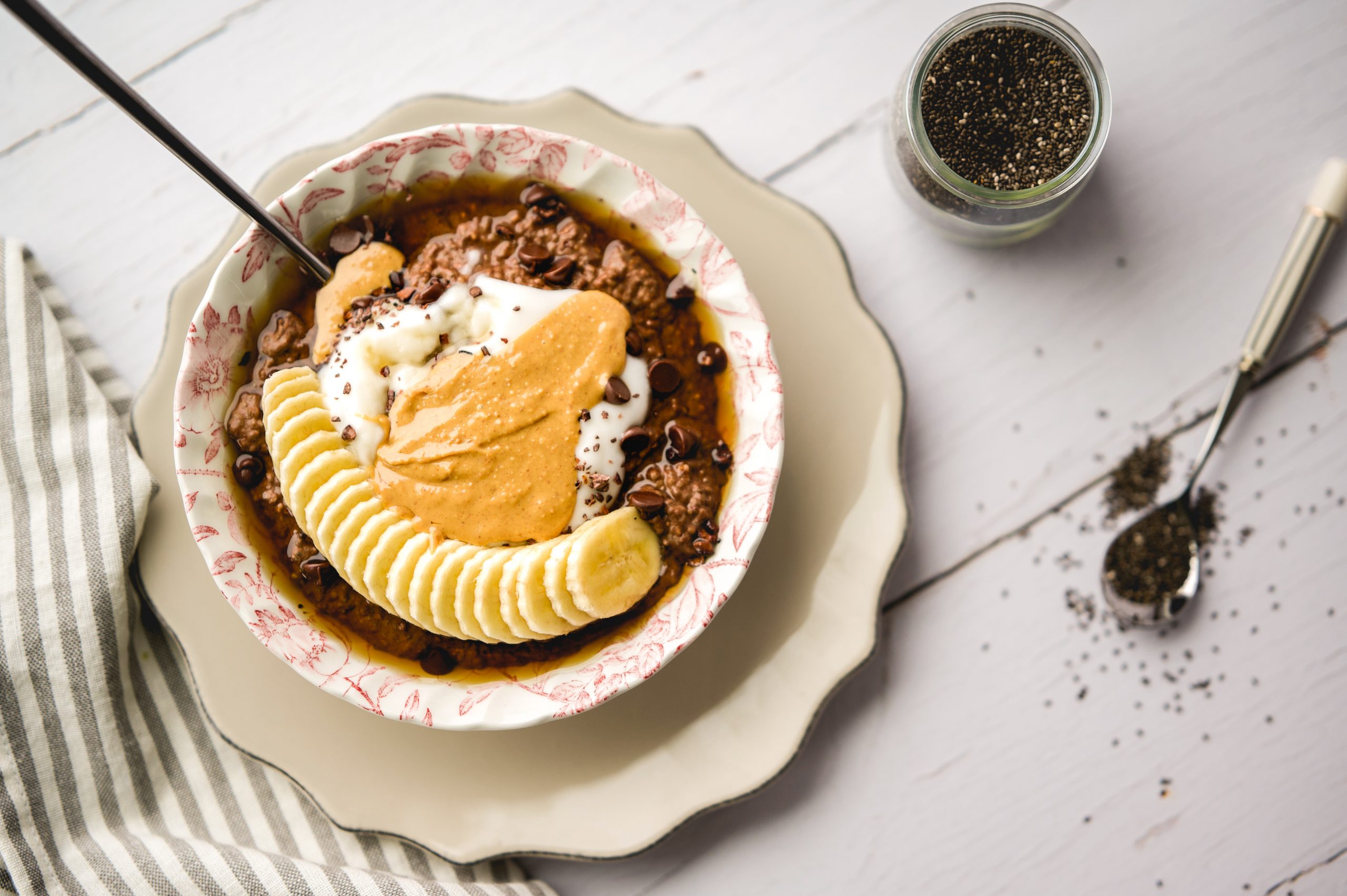Warm Chocolate Peanut Butter Chia Breakfast Pudding | Vegan + Paleo