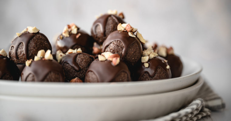 Chocolate Hazelnut Brownie Truffles | Vegan & Paleo